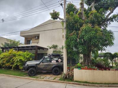 casa-en-condominio en venta
