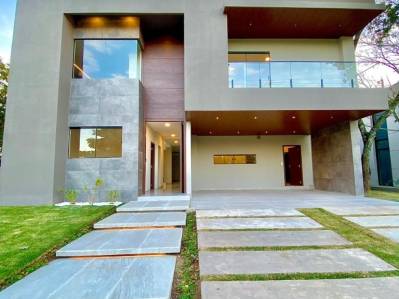 casa-en-condominio en venta