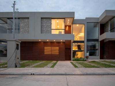 casa-en-condominio en venta