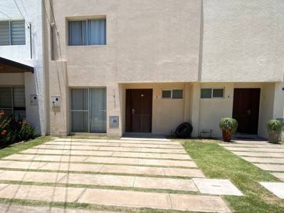 casa-en-condominio en venta