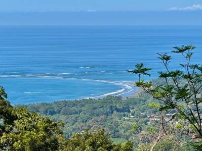 ¡Oportunidad única! ¡Vistas panorámicas al océano desde la playa Cola de Ballena!