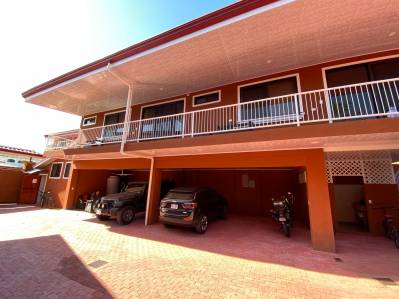 Segura Operación Llave En Mano Conjunto De Casa De Lujo Y 8 Apartamentos Individuales En “Ricos Y Fa