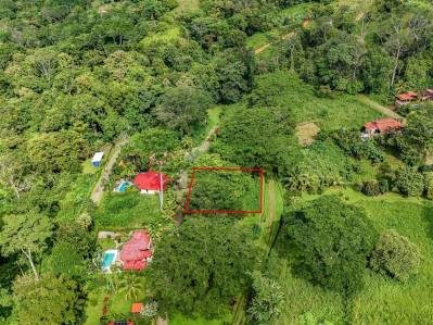 Lote en venta en Ojochal, Costa Rica – Condominio cerrado y seguro con vistas a la naturaleza