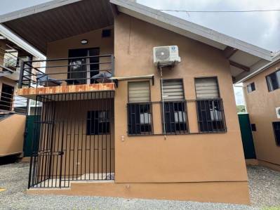 Portafolio de Cinco Unidades: Multi-Propiedad Rendimiento Inmediato en Quepos