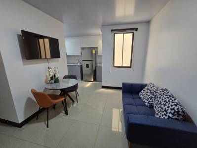 Apartamento semiamueblado en San Jose
