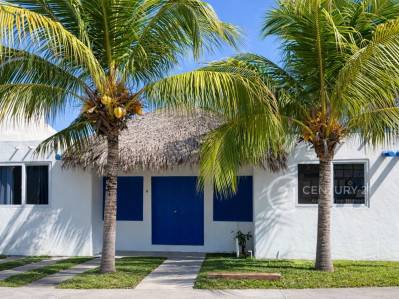 Beautiful 3-Bedroom Home Just Steps from the Beach