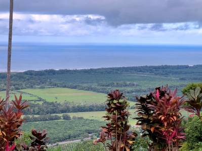 Casa Turi-Uha, finca panorámica con vistas al océano y aguas blancas