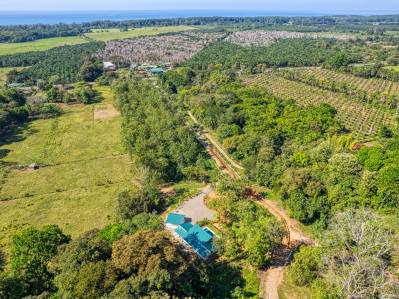 Casa del Bosque en el Nuevo Desarrollo Tulpá Ridge en Matapalo.