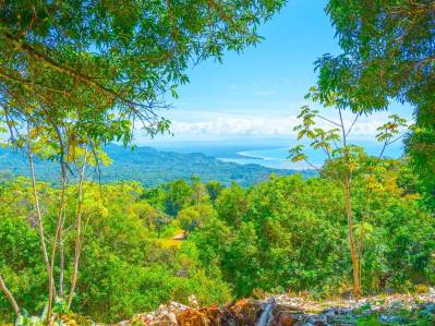 Lot for Sale in Ojochal with Wide Frontage, Panoramic Views, and Great Development Potential