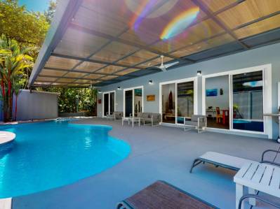 Impecable casa de 3 dormitorios con piscina cerca del Parque Nacional Marino Ballena