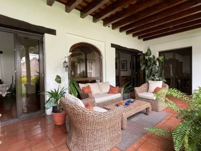 Rental house, 3 bedrooms, large garden