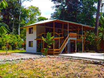 Spacious Two-Storey Home with Pool & Vacation Rental Potential