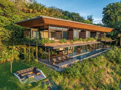 Cascada de Luz - A Magnificent Luxury Home Above the Surf Waves
