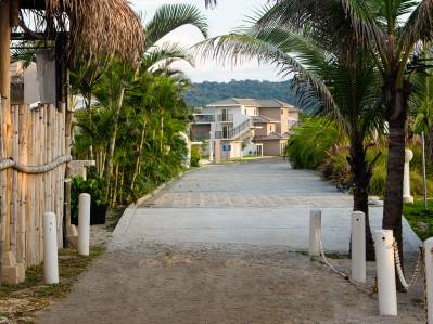 Brisas del Mar en Playa Caracol | Apartamentos de Playa para Vivir o Invertir