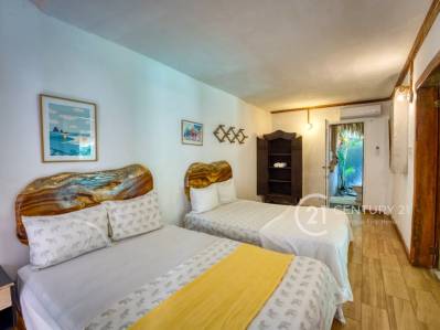 Beachside Investment Opportunity – Boutique Hotel with Villas & Pools in Guatemala