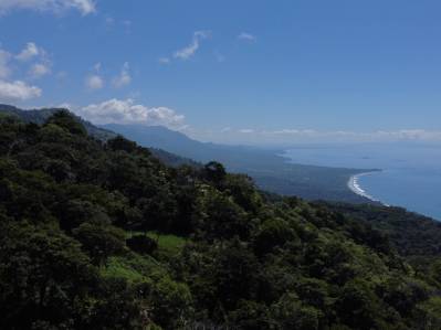 Exclusivo lote de 5.80 acres con vista al mar en Costa Verde Estates – Escaleras