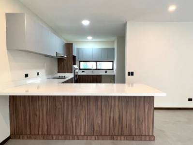 Se Vende - casa para estrenar en Santa Ana
