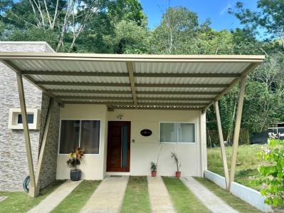 Viva en Condominio Arenas – casa con piscina, seguridad 24/7 y amenidades tipo resort