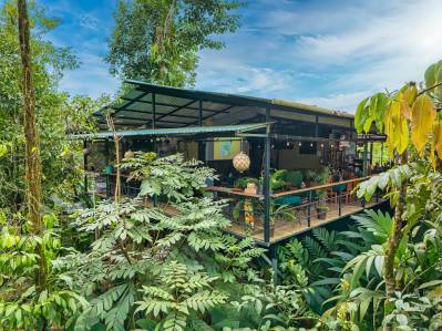 Marea Alta Restaurante | Restaurante Llave en Mano en Venta con Terreno en Bahía Drake, Costa Rica