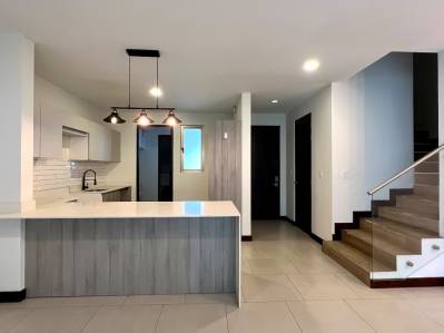 For sale! Contemporary house in San Antonio de Escazú