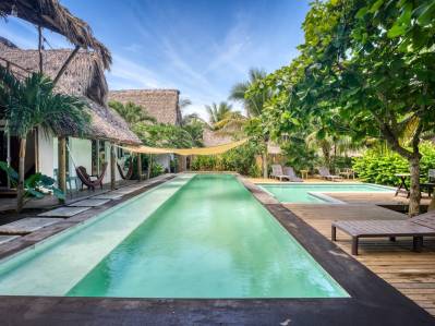 Beachside Investment Opportunity – Boutique Hotel with Villas & Pools in Guatemala