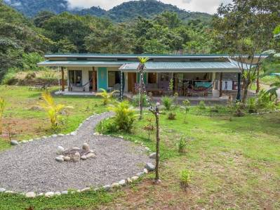 Tierra Bendita, 2,5 acres de terreno utilizable con casa existente y acceso al río.