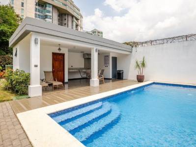 venta de Penthouse ubicado en Trejos Montealegre Escazu