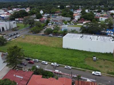 Lote comercial-residencial en venta en el centro de Nicoya, frente al Ebais y a la Iglesia Nueva