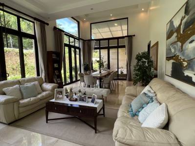 Casa en Venta en Hacienda del Sol - 5 dormitorios mas oficina