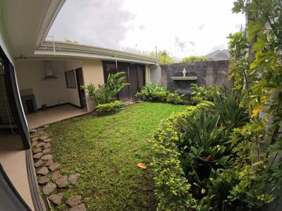 Exclusiva Casa Remodelada en La Guaria, Moravia – Lista para Estrenar