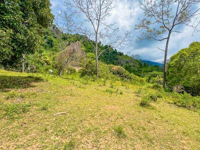 🌄 Lot 24 for Sale in Ojochal – Mountain Views, Ready to Build in Costa Rica