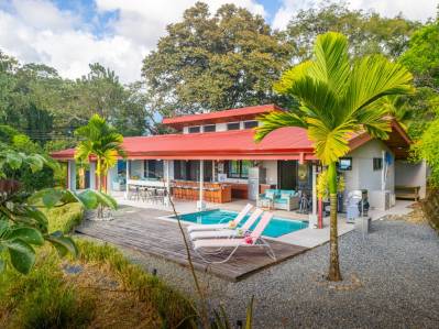 Casa Sea Breeze- Spectacular Ocean-View Home and Guest Villa in Prime Ojochal Location