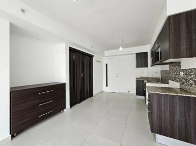 Venta de apartamento en Condominio Altavista San Rafael de Heredia