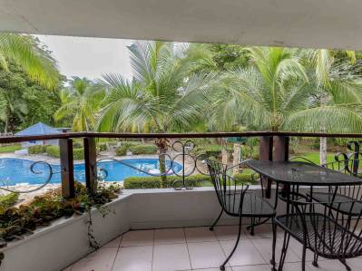 Excelente oportunidad de inversión: apartamento en complejo residencial rodeado de naturaleza