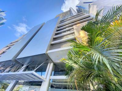 Ph. Atrium.  Obarrio