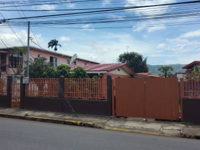 A la Venta: Propiedad con Gran Potencial de Inversión