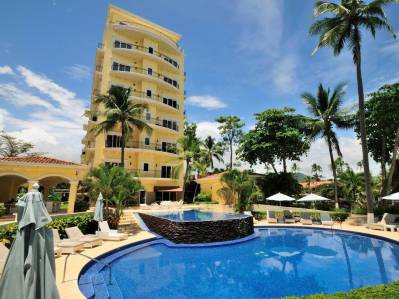 Condominio Aqua, 7 º piso, 2 dormitorios Apartamento de esquina, vista al mar ya la montaña