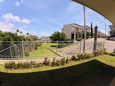 Elegancia y Confort en Moravia – Casa Moderna en Condominio Vivendis