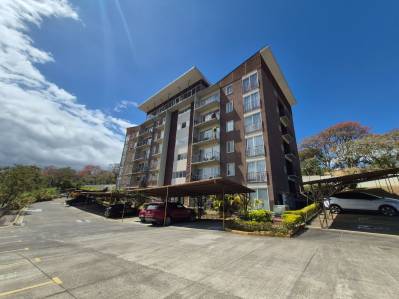 Venta de apartamento en Condominio Los Volcanes San Pablo de Heredia