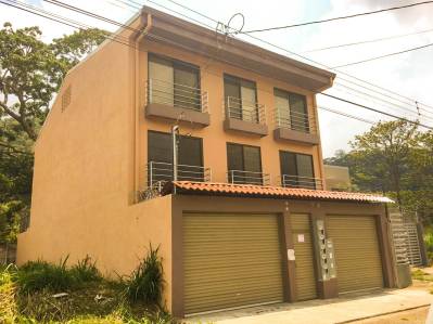 VENTA DE EDIFICIO CON 6 APARTAMENTOS, CURRIDABAT, LOMAS DE AYARCO SUR