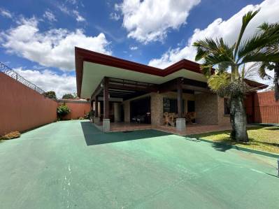 House for Sale in Guápiles, Pococí