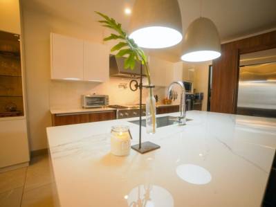 Lujosa casa en venta con cava en Pozos de Santa Ana