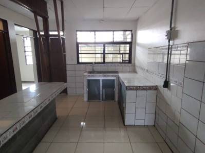 Se Alquilan dos Casas en el Centro de Turrialba