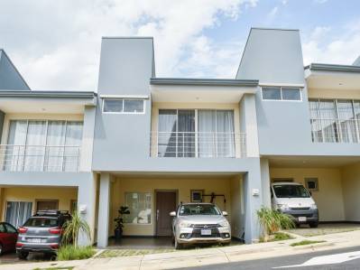 VENTA DE TOWNHOUSE EN CONDOMINIO RINCÓN DE LAS BRISAS – SAN PABLO, HEREDIA