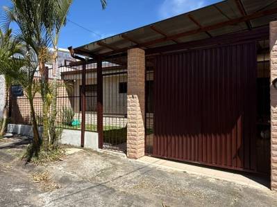 Casa en venta en Residencial Miravalles, Cartago