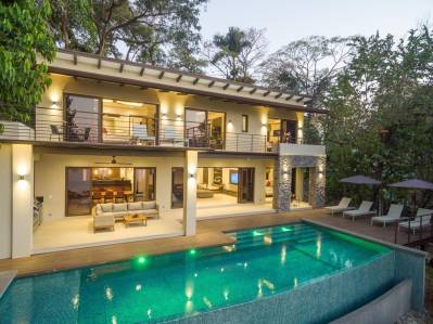 Casa Soleluna: Exquisite Ocean View Home in Manuel Antonio