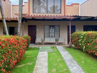 CONDOMINIO DE UNA HABITACIÓN SALA ABIERTA CENTRO DE JACO