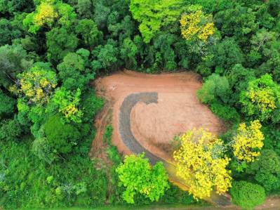 Lote premium de 2,27 acres con vista a la montaña en Caracara Ridge, lote 22