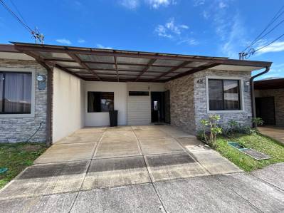Venta de Casa - Condominio Vistas de San Pablo - Heredia