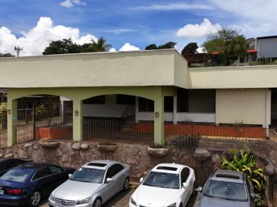 Inmueble Listo para Operación | Edificio de oficinas en el centro de San Isidro